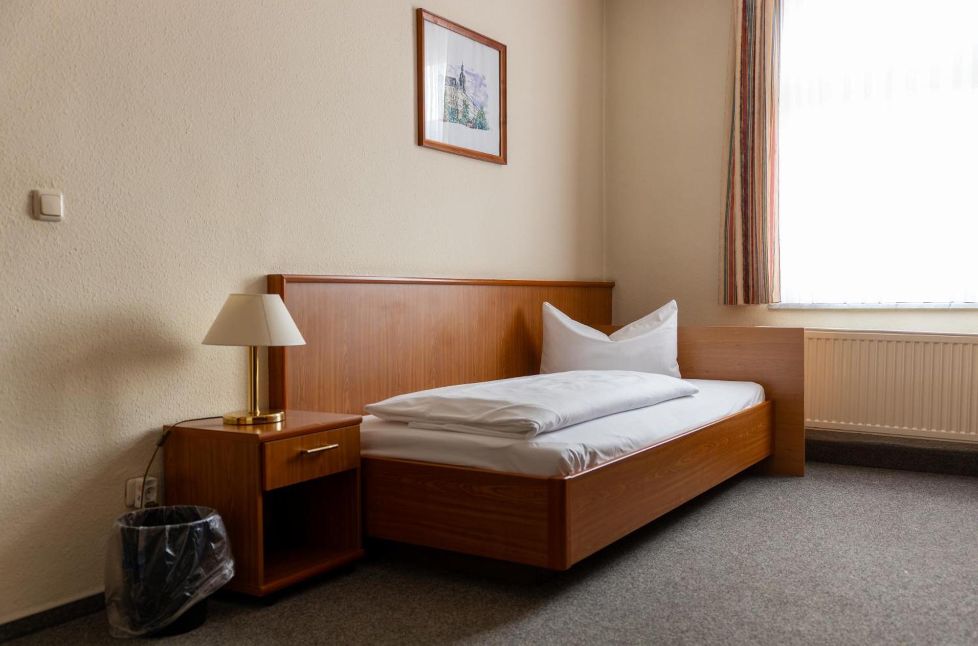 Hotel Anker Saalfeld Saale 외부 사진