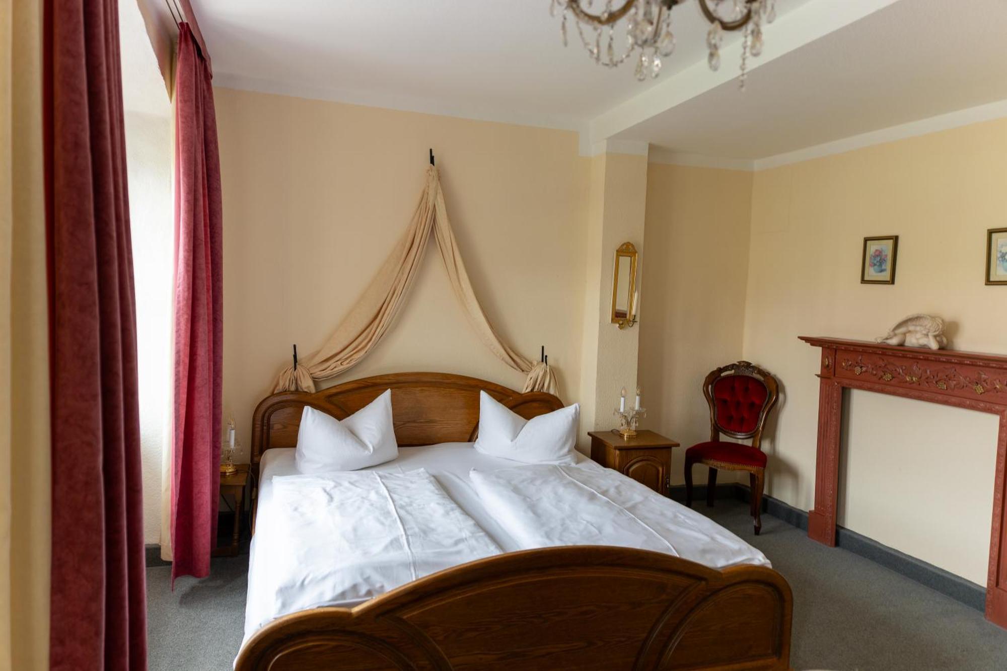 Hotel Anker Saalfeld Saale 외부 사진