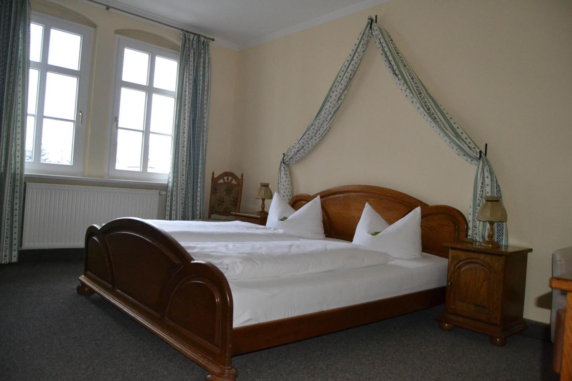 Hotel Anker Saalfeld Saale 객실 사진